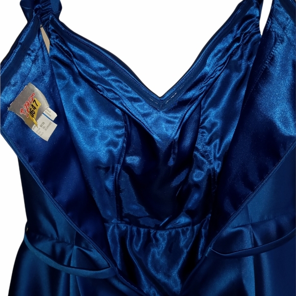 Royal Blue Let's Prom Dress - Picture 6 of 9